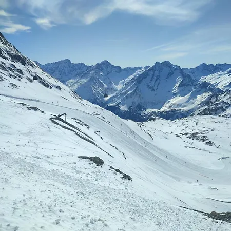 Studio Les 2 Alpes Au Village 1800M-Commerces Et Telesiege A 50M-Retour Ski Au Pied Les Deux Alpes Exterior photo